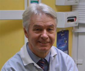Dr Peter Smith